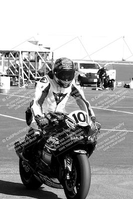 media/Apr-10-2022-SoCal Trackdays (Sun) [[f104b12566]]/Around the Pits/